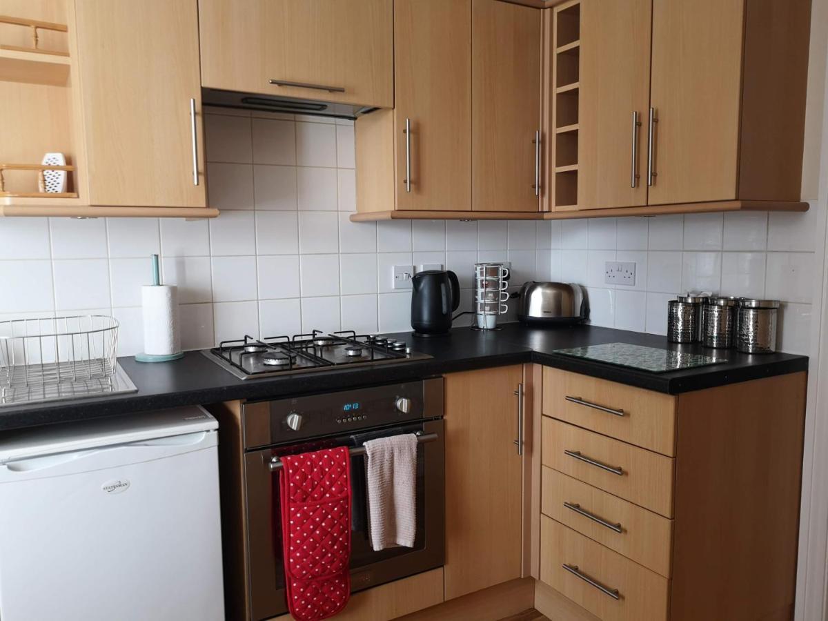 Coastal Escape Deal - 2 Bedroom House -Short Lets & Serviced Accommodation Zewnętrze zdjęcie